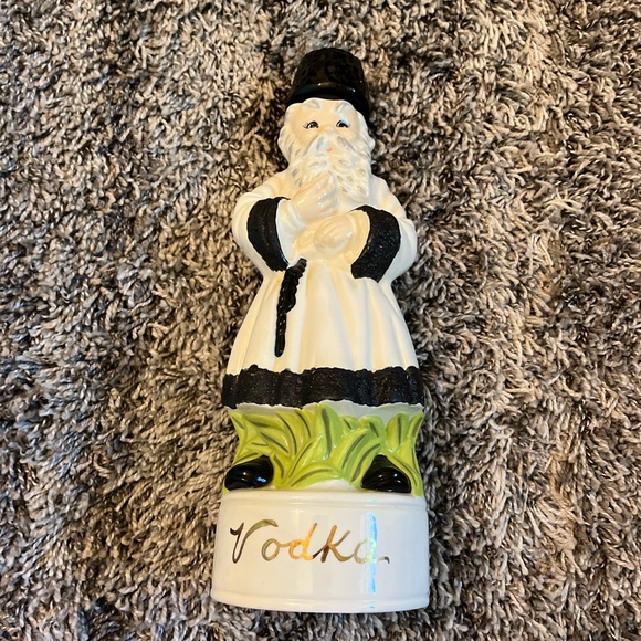 Vantage collectable Russian vodka bottle